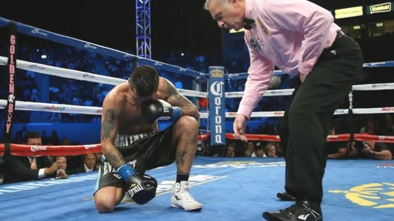 Lucas Matthysse (Argentina) vs Ajose Olusegun (Nigeria) KNOCKOUT - Boxing Fight Highlights