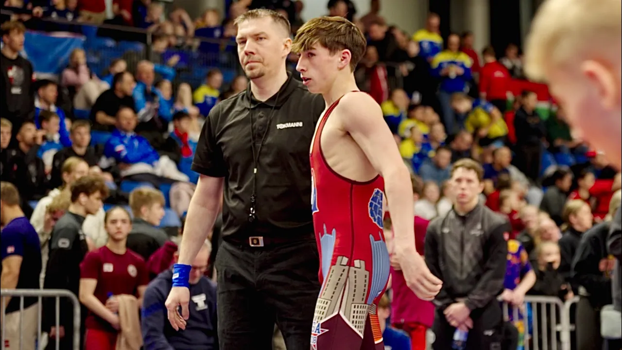 U15 Ryder Owen (USA) vs Edvard Hovland (NOR) 52kg. Greco-roman boys youth wrestling. B-cam-man