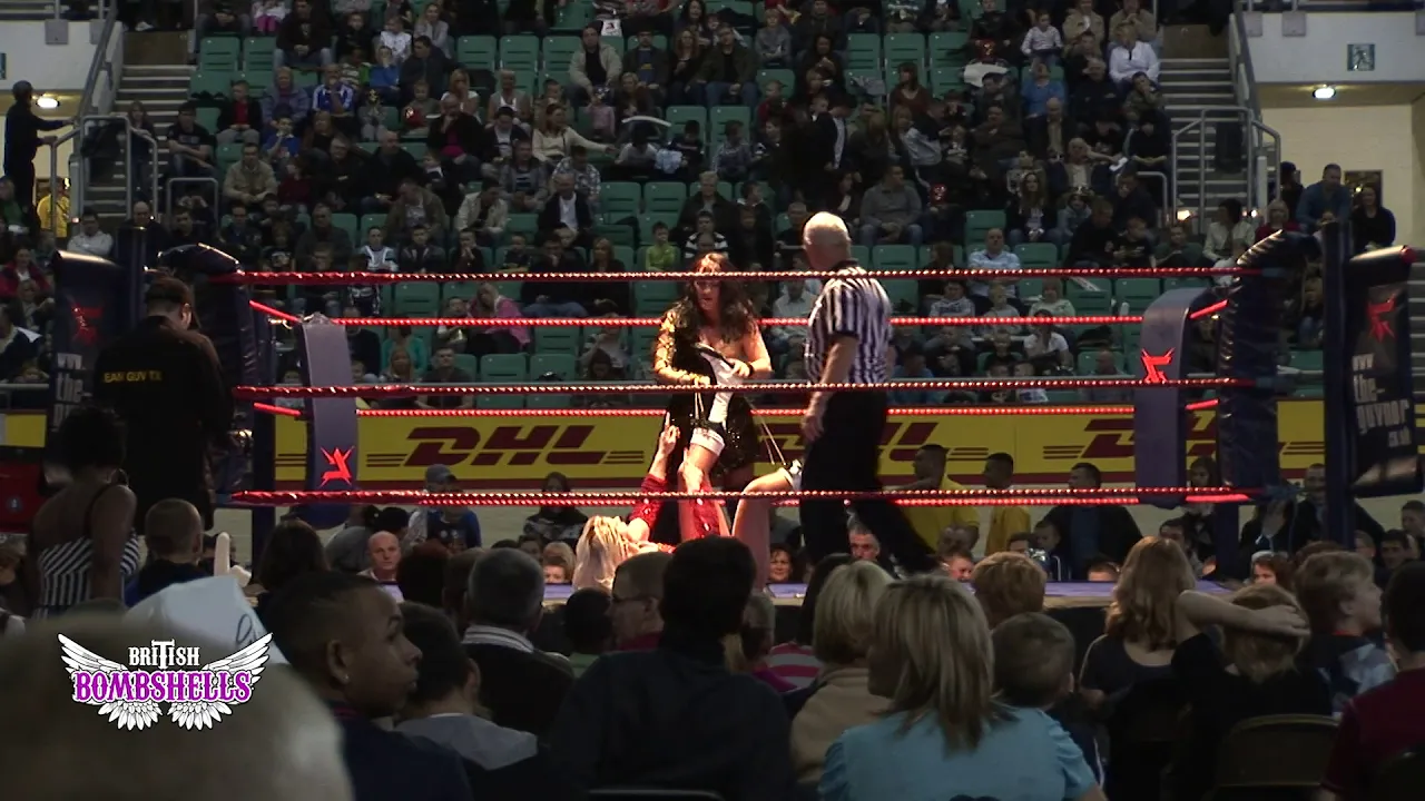 Pippa L'Vinn Vs Shelby Beach | Rare Match | Classic British Women's Wrestling background