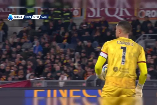 [Highlights] Uncertain! Malen's sharp dribble followed by a weak pass that's collected