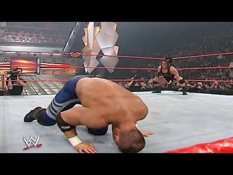 Rhyno🦏 vs. Lance Storm⚡(Raw 29/3/2004)