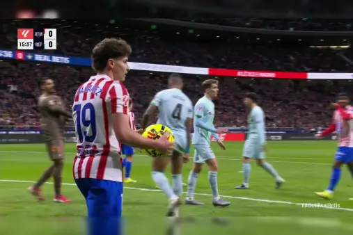 [Highlights] End-to-end play: Little Spider's tight-angle drive saved by Valles