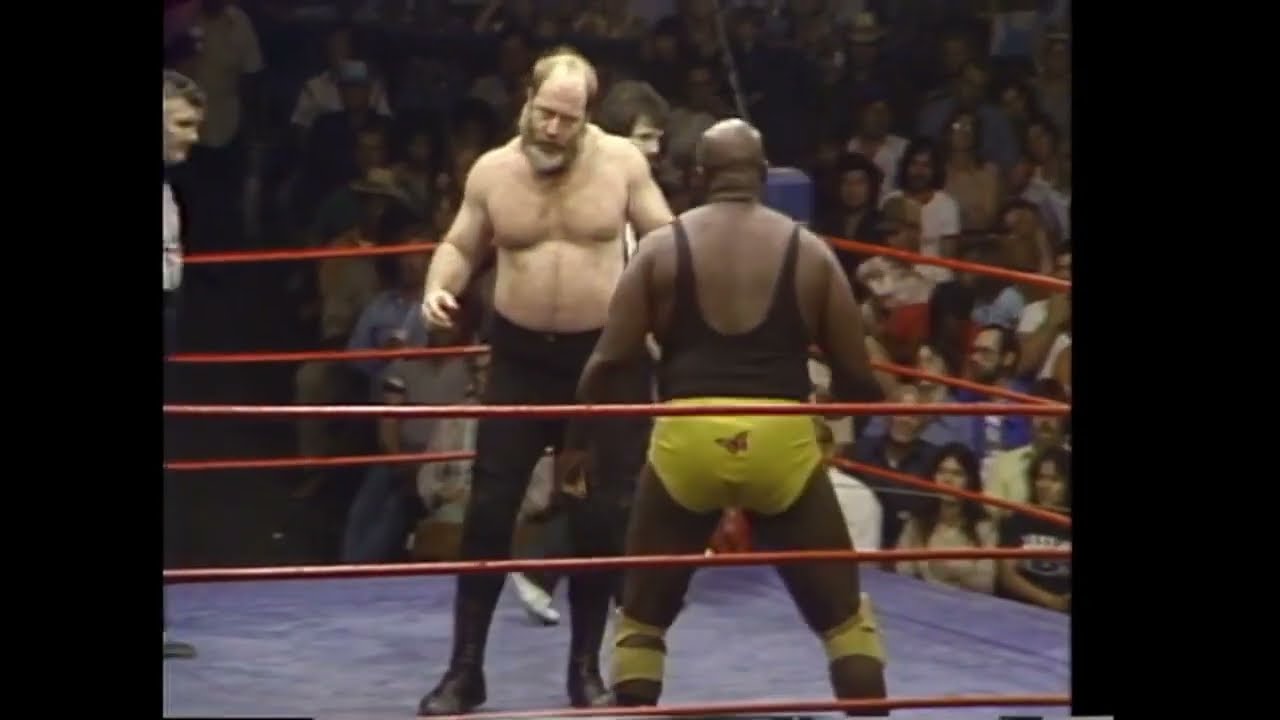 King Kong Bundy and Bugsy McGraw vs Ken Mantell and Tom Boogaloo Shaft. WCCW 1982 background