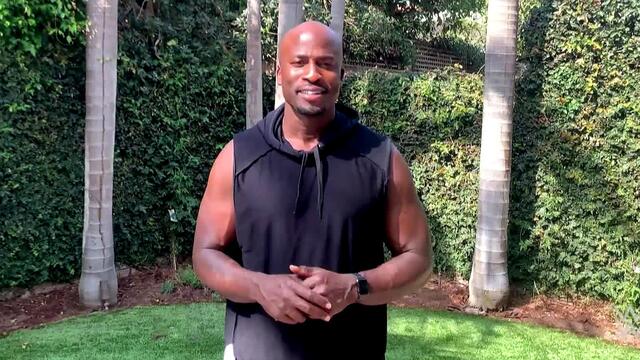 Akbar Gbaja-Biamila warns R-Truth about ninjas backdrop