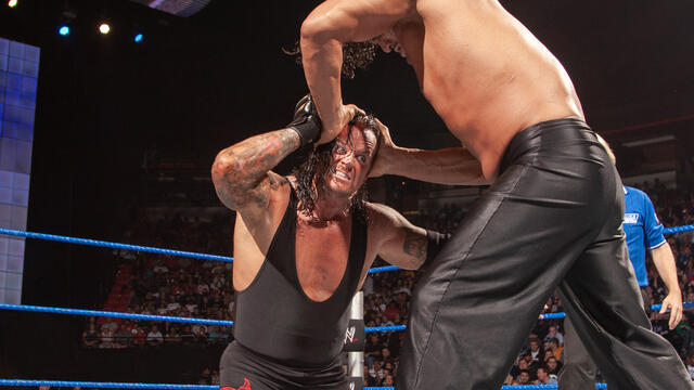 The Undertaker battles The Great Khali & Big Show: SmackDown, Oct. 17, 2008