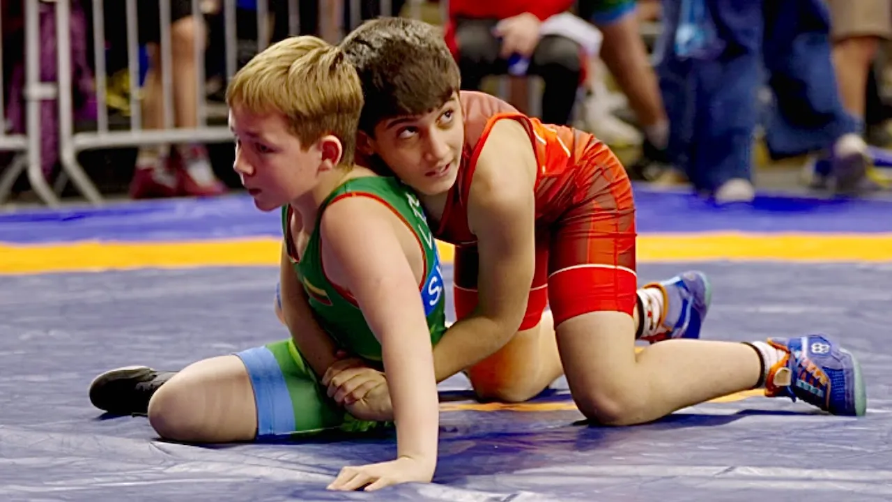 U13 Aram Aramyan (ARM) vs Savelij Voitov (LTU) 47kg. Greco-roman boys youth wrestling. B-cam-man