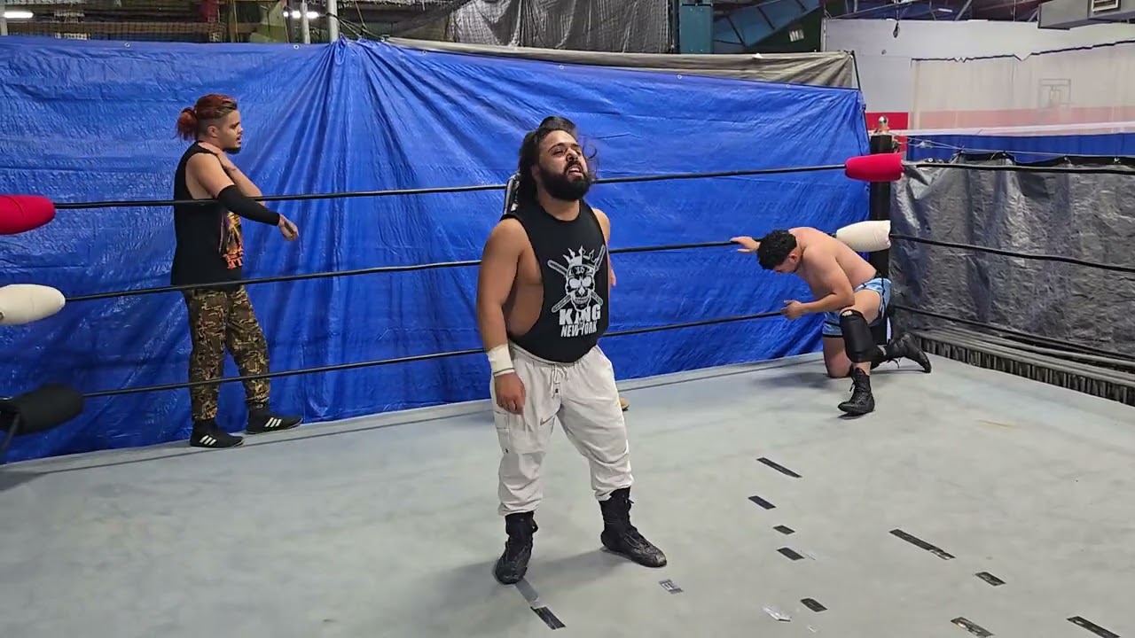 Warriors Showcase - Max Bane & Jason Void v Richie Morales & Ivan Garcia background