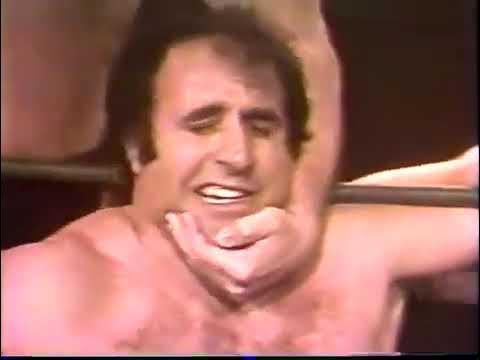 Wild Bull Curry Attacks Dominic DeNucci. Pittsburgh 1981