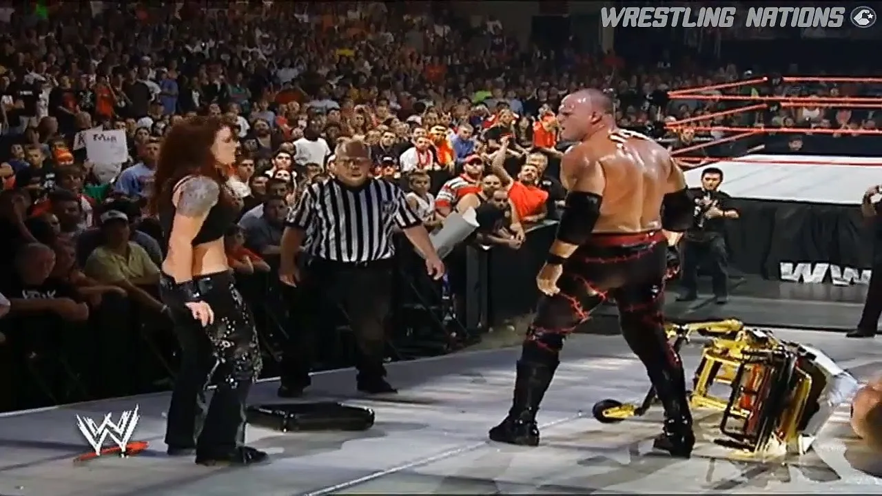 Kane vs Edge with Lita - Stretcher Match