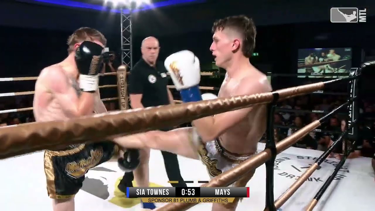 π₯π£ Young, hungry and hectic - Corey Sia Townes vs Blake Mays FIGHT HIGHLIGHTS π₯ background