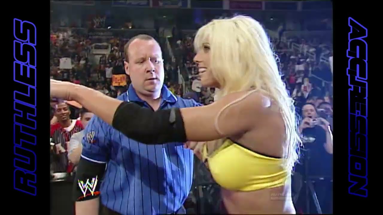 Torrie Wilson vs. Nidia | SmackDown! (2003)