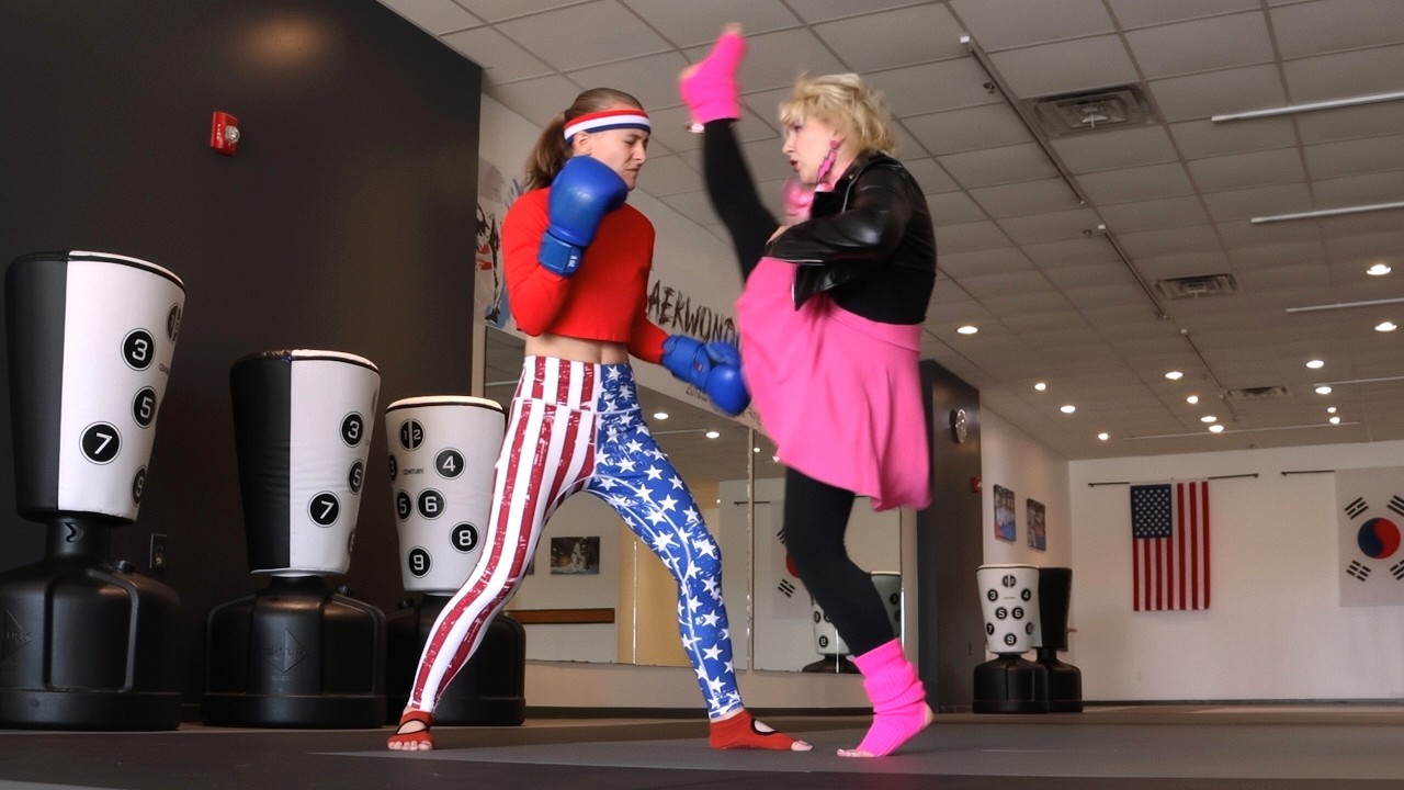 Taekwondo Girl vs Boxing Girl | Martial Arts Fight Scene (Slug Street Scrappers: Regen)