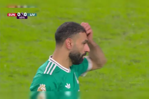 [Highlights] Bang! Salah meets the ball with a curler, hits Renato Sanches and bounces out