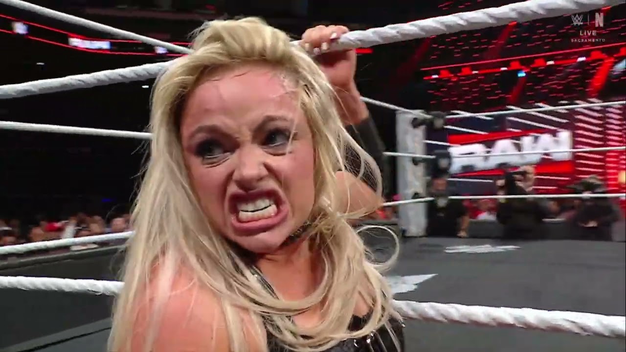 Liv Morgan Vs Bayley - WWE RAW 14 de Abril 2025 Español