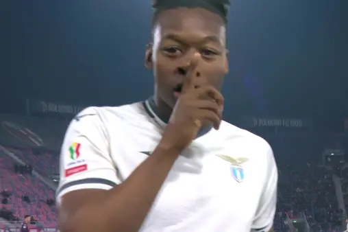 [Goal] Dele Bashiru's precise right-wing cross, Noslin follows up with a drive to level the score