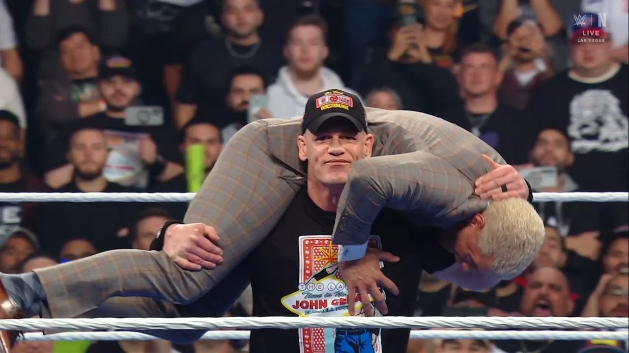 John Cena ataca a Cody Rhodes - WWE SmackDown 18 de Abril 2025 Español