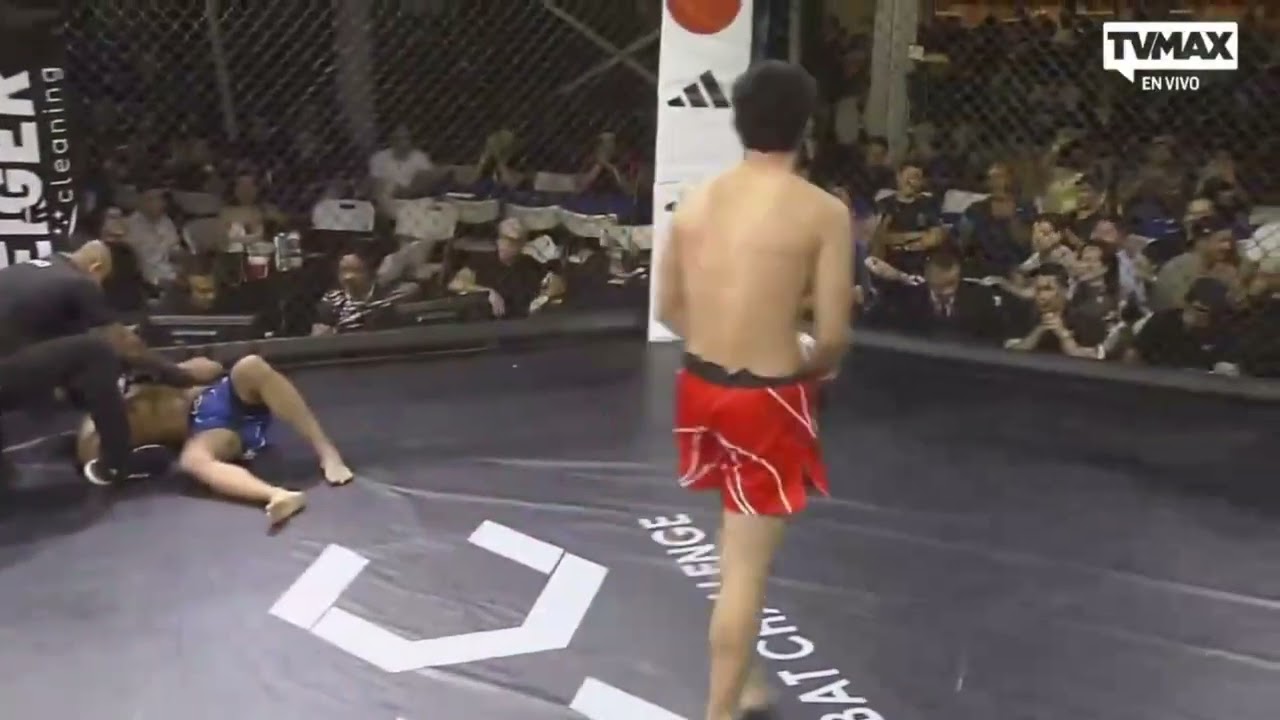 UCC 79 - PELEA DE MMA - ANGEL BERRIOS DE COLOMBIA VS FABIAN CASTILLO DE PANAMA