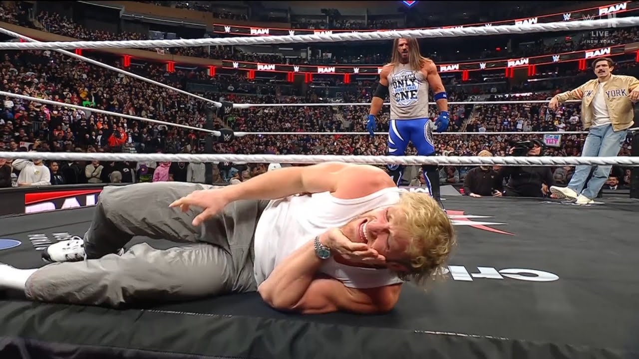 AJ Styles ataca Logan Paul - WWE RAW 10 de Marzo 2025 Español background