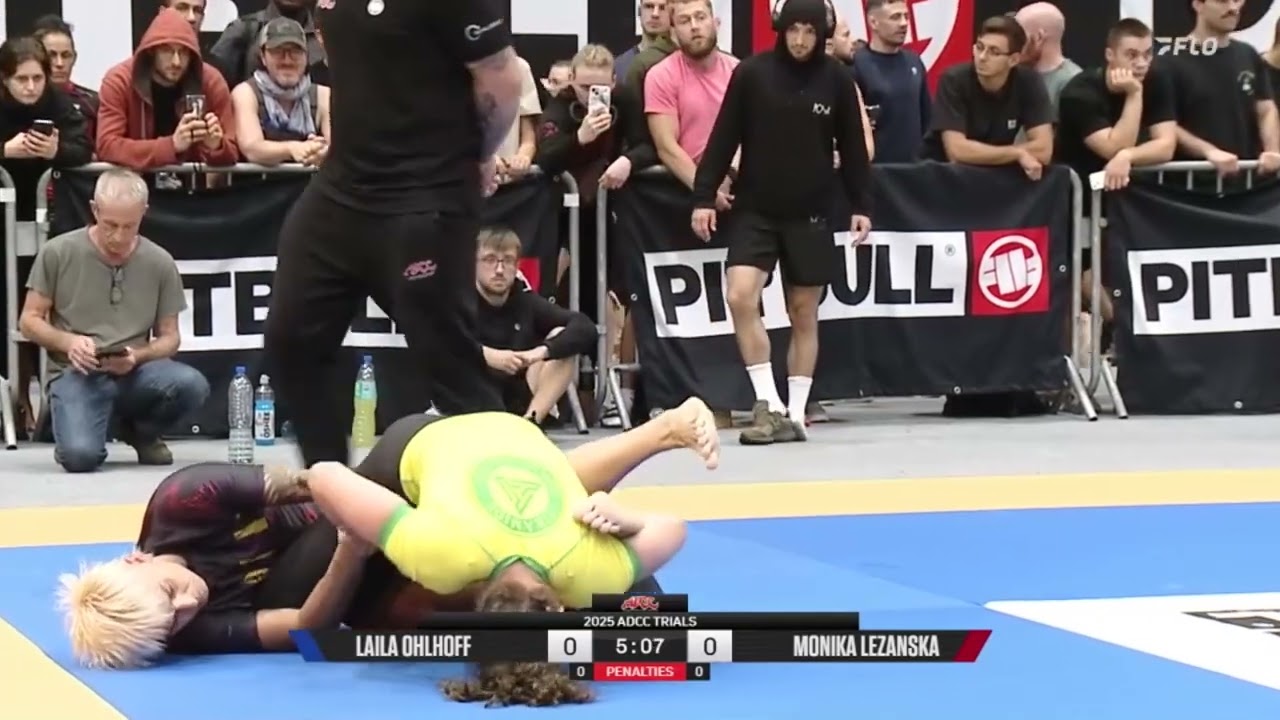 Laila Ohlhoff First Fight