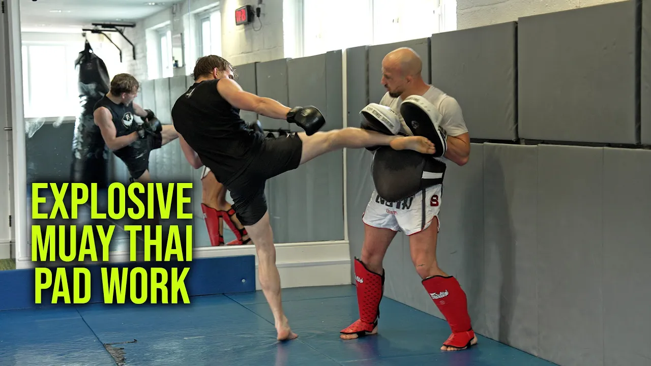 EXPLOSIVE! Muay Thai Pad Work | Team Jaidee