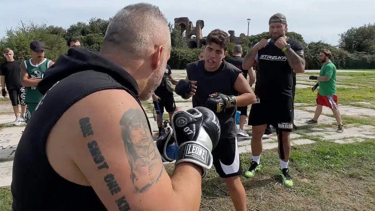 MAFIA BOSS vs Baby Gang! Street fights in Caserta