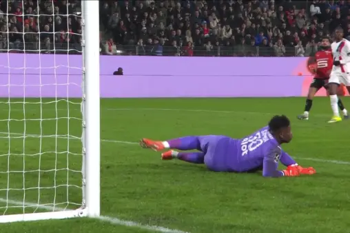 [Highlights] End-to-end action! Dembele's counter-attack curler saved, followed by PSG's two shots blocked