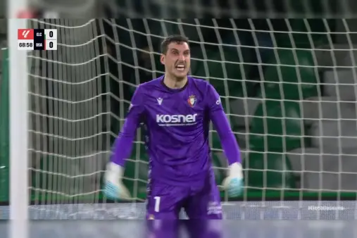 [Highlights] Too straight! Andre Silva's powerful shot in the box saved again