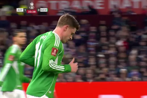 [Highlights] Excellent combination! O'Sullivan's wall pass, Harvey Barnes hits the side netting