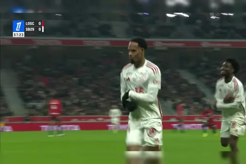 [Goal] Breaks the deadlock! Lascari's precise long-range strike from outside the box finds the corner of the net