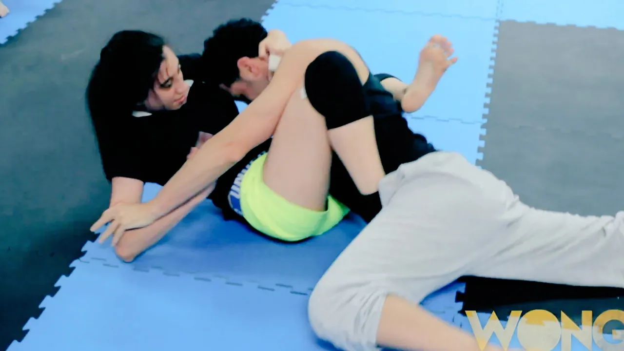 Ultimate Ground Showdown – Girl Vs boy 🥱