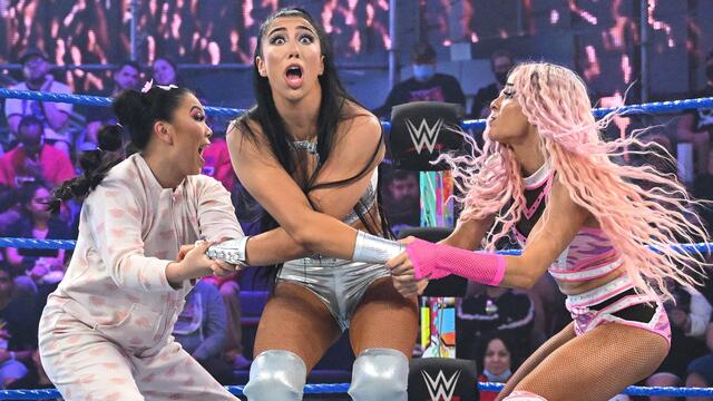 Indi Hartwell & Persia Pirotta vs. Wendy Choo & Dakota Kai – Dusty Cup Match: WWE NXT, March 1, 2022