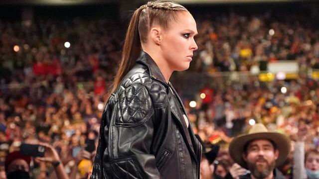 ¿Que paso en el evento premium en vivo Royal Rumble?: En Español, 4 Febrero 2022