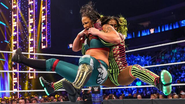 Top 10 Friday Night SmackDown moments: WWE Top 10, Nov. 5, 2021 backdrop