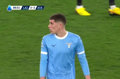 [Highlights] Unlucky! Ratkovic's header hits the post