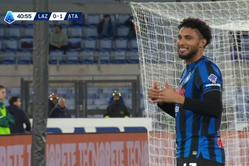 [Goal] Break the deadlock! Qatar's Di commits handball in the box, Ederson converts the penalty with a single strike