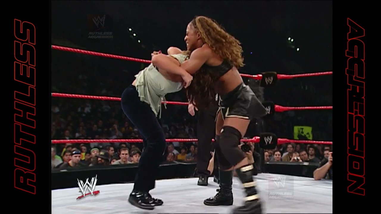 Molly Holly vs. Jazz | WWE RAW (2003)