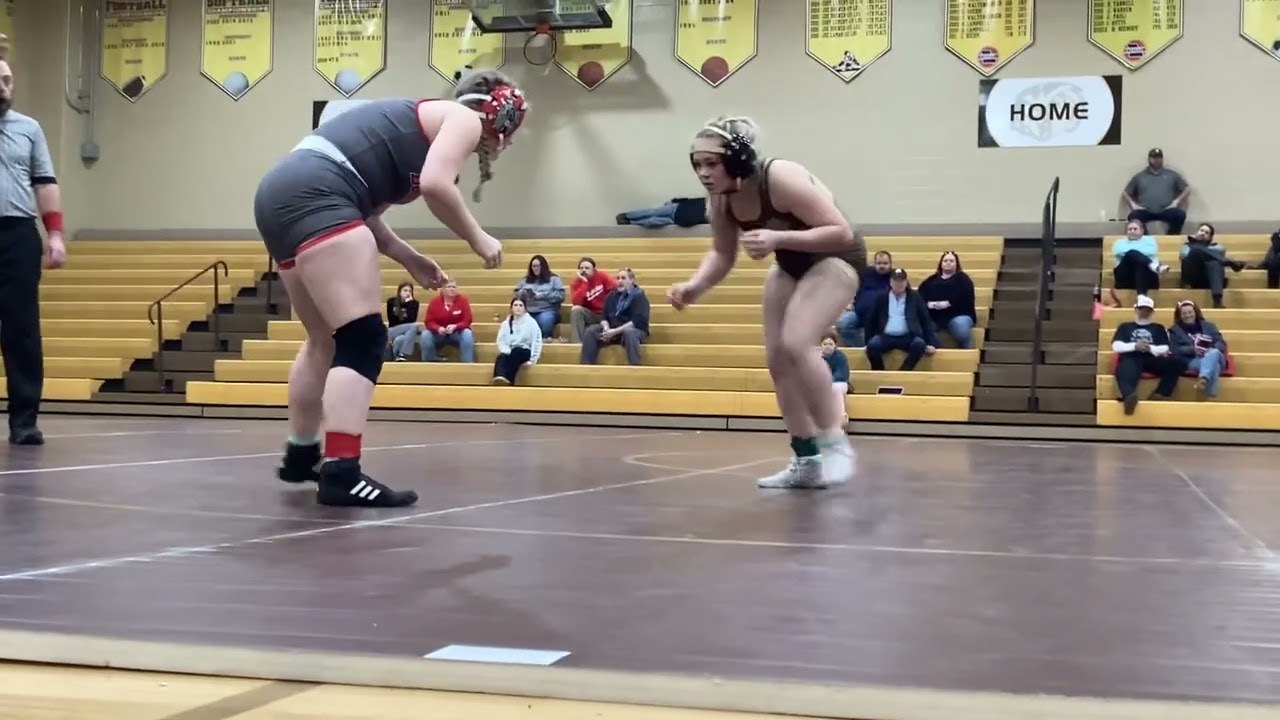 Davis vs. St. Clair background