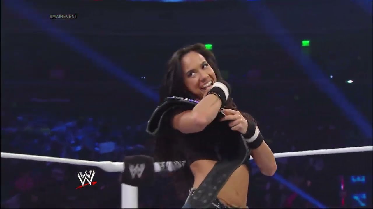 FULL MATCH: 1080pHD WWE Main Event 12/18/13 AJ Lee vs Kaitlyn