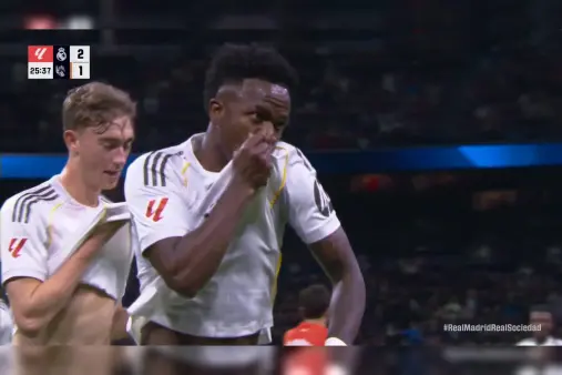 [Goal] Respond in kind! Vinicius wins a penalty in the box, then converts it to retake the lead