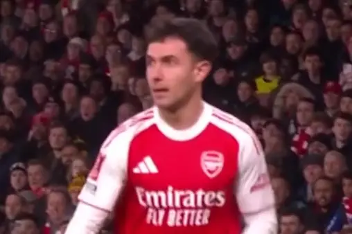 [Highlights] Zubimendi passes to the center, Martinelli makes a sudden run but the angle is too straight