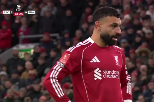 [Goal] A goal and an assist! Salah wins a penalty and converts it himself