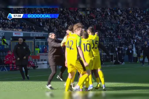 [Goal] Quick turnaround! Pinamonti heads home from a cross