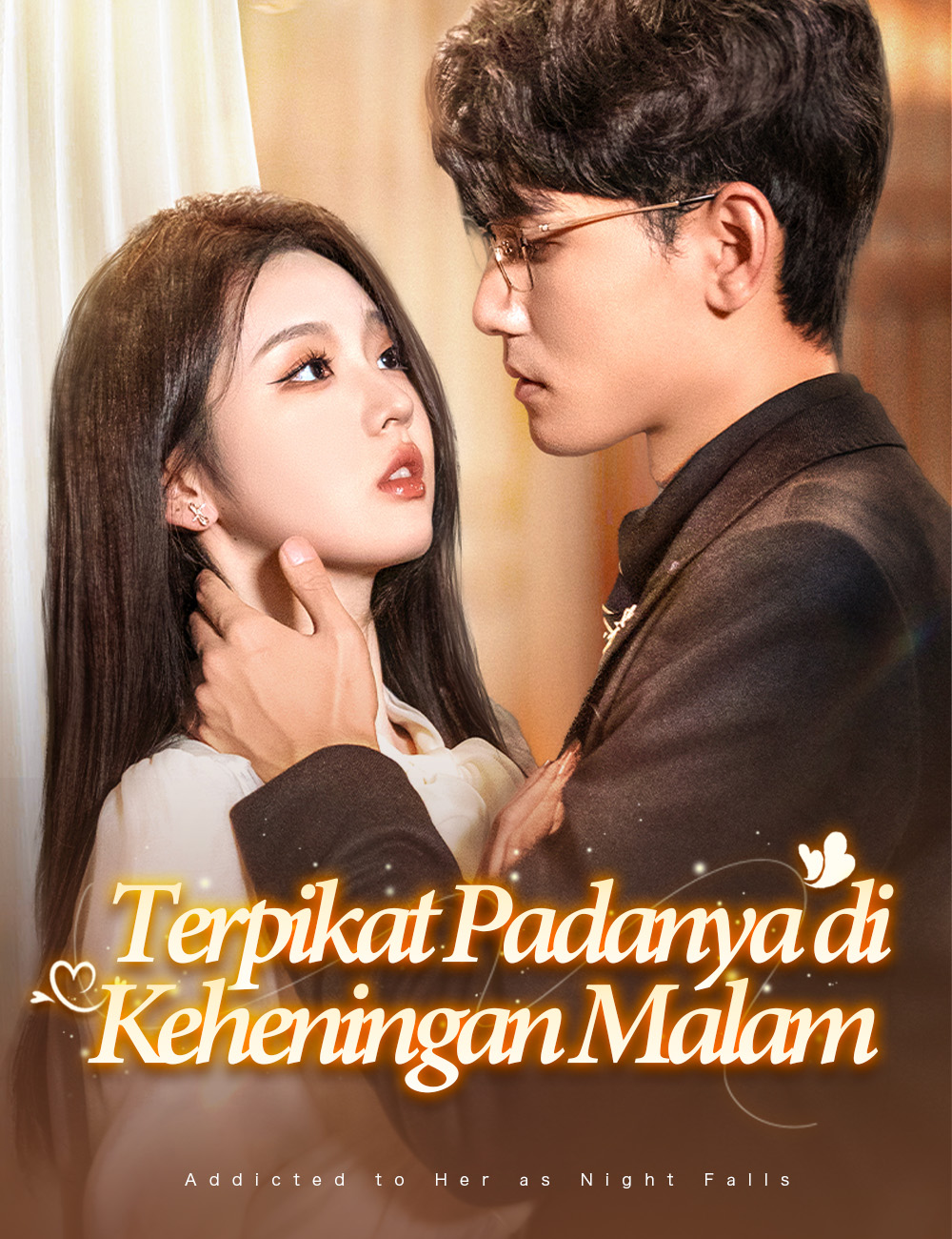 Terpikat Padanya di Keheningan Malam poster