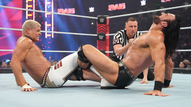 FULL MATCH – Cody Rhodes vs. Drew McIntyre: Raw highlights, Feb. 19, 2024
