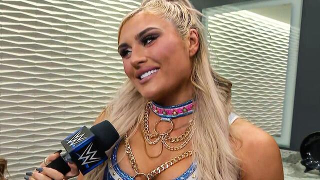 Tiffany Stratton is officially on SmackDown: SmackDown LowDown: Feb. 2, 2023 background