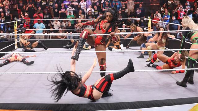FULL MATCH – Women’s No. 1 Contender Battle Royal – Fatal 4-Way Finale: Jan. 16, 2024 background