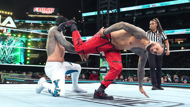 Jey Uso vs. Jimmy Uso: WrestleMania XL Saturday highlights