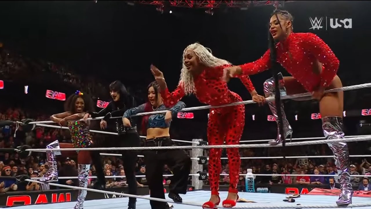 Rhea Ripley Returns - WWE RAW 11/18/2024