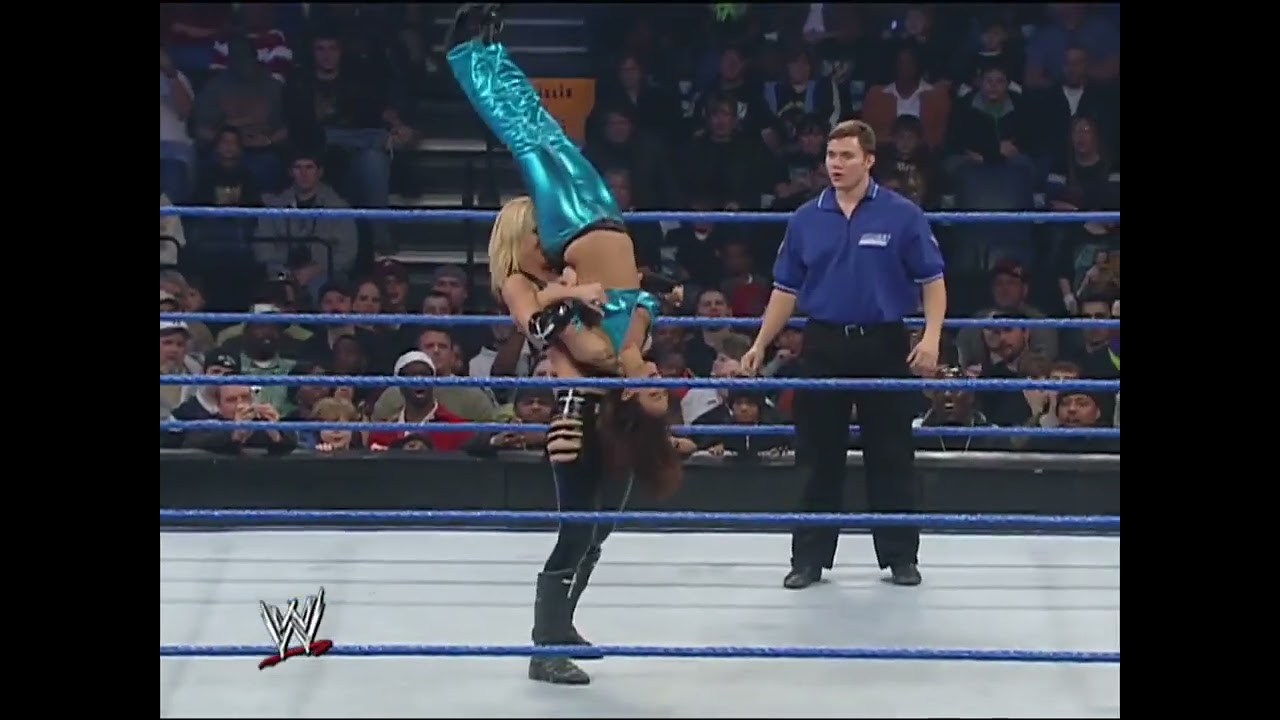 SmackDown: 1/18/2008 Michelle McCool vs Layla 