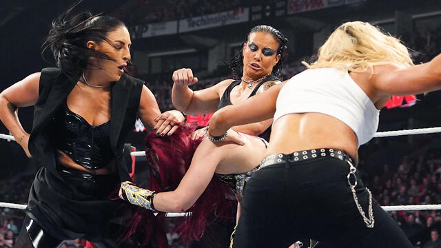Sonya Deville, Shayna Baszler and Zoey Stark assault everyone: Raw highlights, July 8, 2024